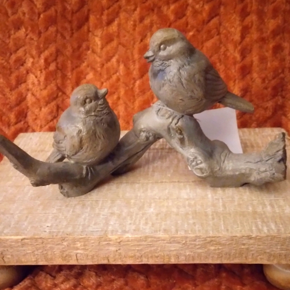 Hobby Lobby 2 Birds Sitting On A Branch Decor